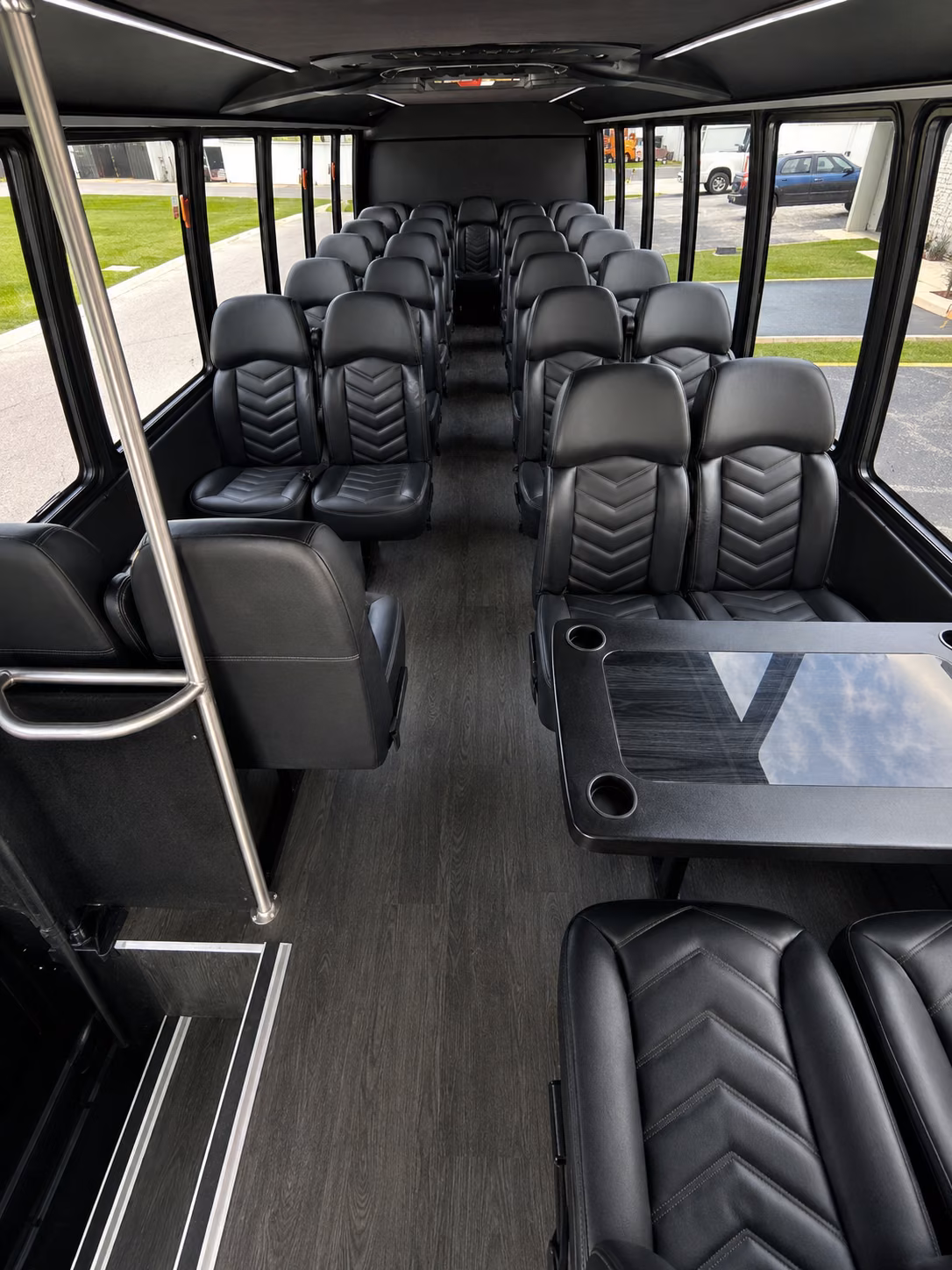 brookhaven comfortable charter bus rentals for brookhaven school field trips