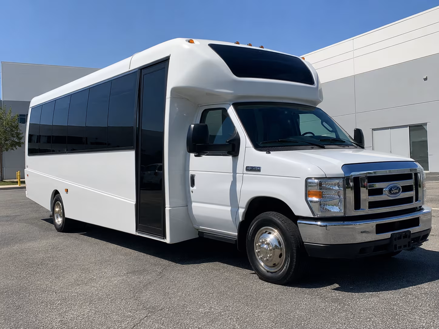 gainesville keep your wedding party and guests together with a gainesville charter bus